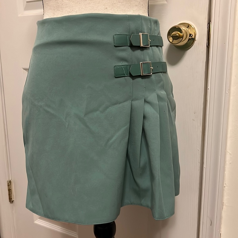 Mint Green Mini Skirt